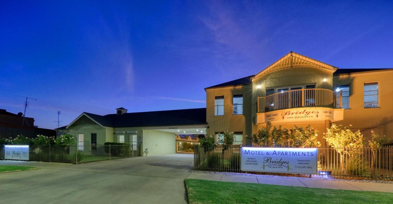 Bridges On Meninya Motel & Apartments Moama Exterior photo