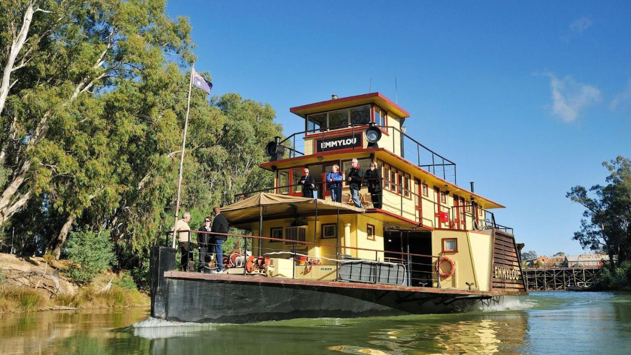 Bridges On Meninya Motel & Apartments Moama Exterior photo